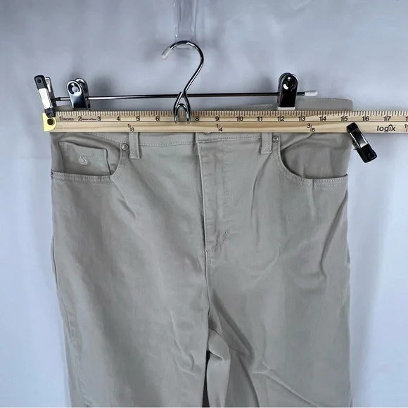 Gloria Vanderbilt - Size 10 - Women's Jeans -Cream - Light Tan - Amanda Styling - Picture 11 of 11